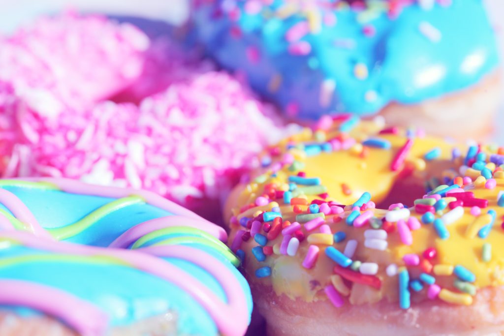 sélection de donuts colorés